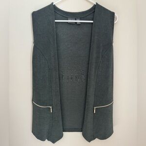 Chico's Travelers Open Front Vest Size 2 Large Green Sleeveless Drape Zip Pocket